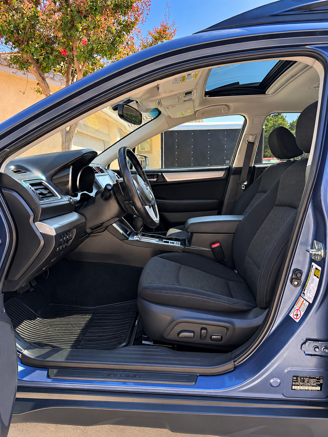 Front seating area of the 2015 Subaru Outback