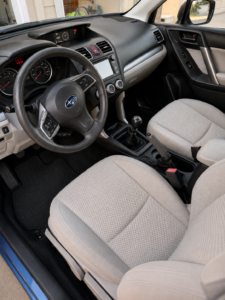 2016 Subaru Forester 6-speed manual - Interior 2