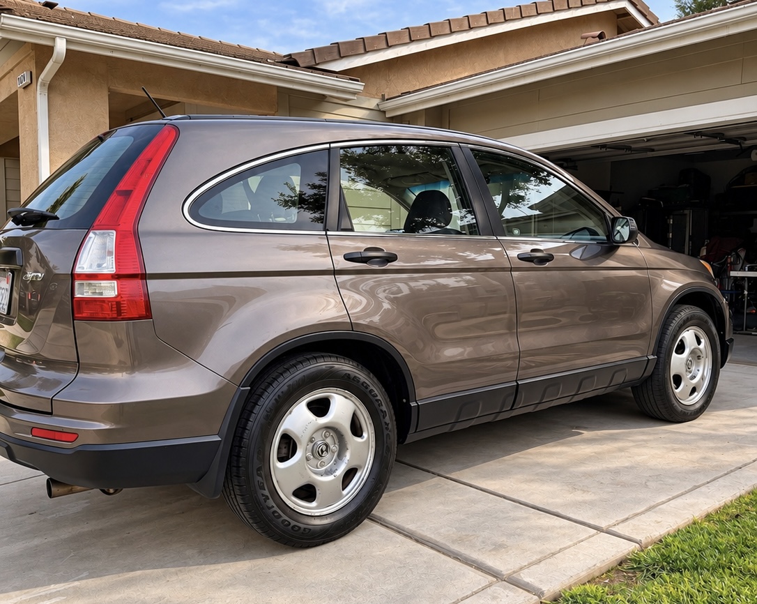2010 Honda CR-V LX AWD vehicle photo
